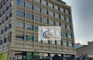 Imagem: O depósito possui 5 Vagas na garagem, 517m² de Área e está