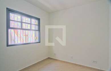 Imagem: A casa em condomínio possui 1 Dormitório, 1 Banheiro, 38m²