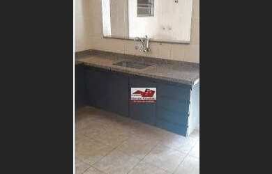 Imagem: A casa possui 2 Dormitórios, 1 Banheiro, 1 Vaga na garagem