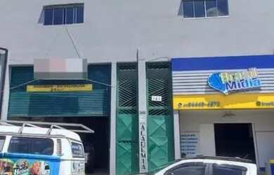 Imagem: O depósito possui 200m² de Área e está localizado em Colinas