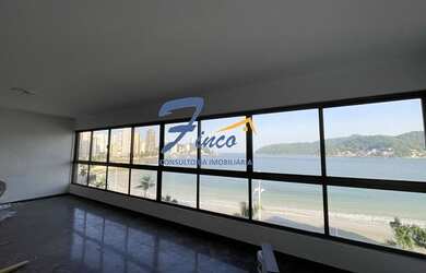 Imagem: O apartamento possui 3 Dormitórios, 5 Banheiros, 2 Vagas na