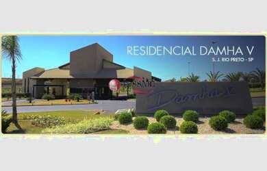 Imagem: A casa em condomínio possui 4 Dormitórios, 5 Banheiros, 5