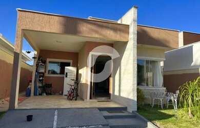 Imagem: A casa em condomínio possui 3 Dormitórios, 1 Banheiro, 1 Vaga