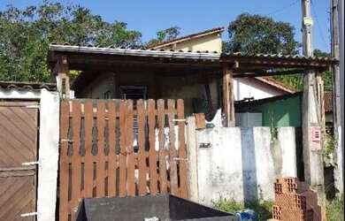 Imagem: A casa possui 1 Dormitório, 1 Banheiro, 125m² de Área e