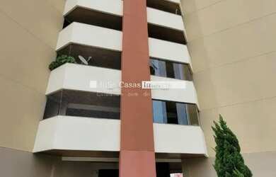 Imagem: O apartamento possui 4 Dormitórios, 5 Banheiros, 2 Vagas na