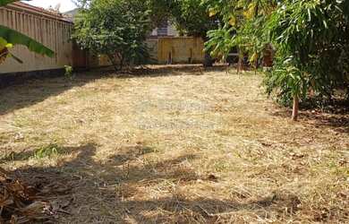 Imagem: O terreno possui 600m² de Área e está localizado em Parque