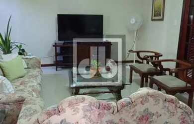 Imagem 15: Casa duplex Condomínio Floresta - 3 suítes - piscina - 350 metros construídos...