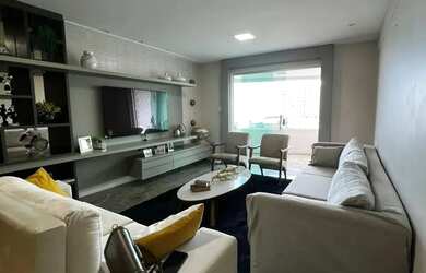 Imagem: O apartamento possui 4 Dormitórios, 3 Banheiros, 2 Vagas na