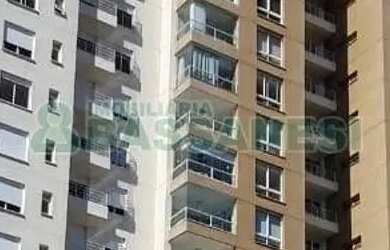 Imagem: O apartamento possui 3 Dormitórios, 1 Banheiro, 2 Vagas na