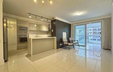 Imagem: O apartamento possui 2 Dormitórios, 3 Banheiros, 1 Vaga na