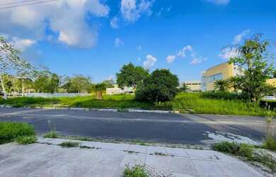 Imagem: O terreno possui 800m² de Área e está localizado em Ponta