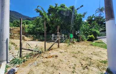 Imagem: O terreno possui 438m² de Área e está localizado em São