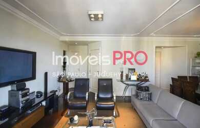 Imagem: O apartamento possui 4 Dormitórios, 5 Banheiros, 3 Vagas na