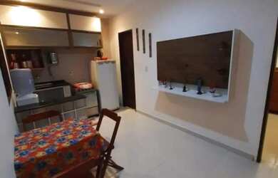 Imagem: A casa possui 1 Dormitório e Acomodam 6 pessoas e está localizado