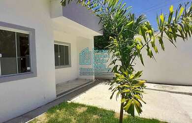 Imagem: A casa possui 2 Dormitórios, 1 Banheiro, 3 Vagas na garagem