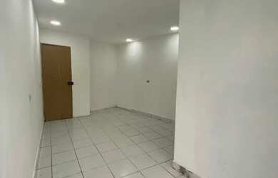 Imagem: O depósito possui 25m² de Área e está localizado em Centro