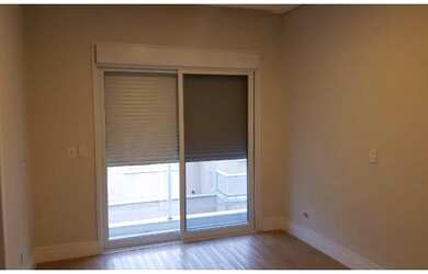 Imagem: A casa em condomínio possui 4 Dormitórios, 4 Banheiros, 4