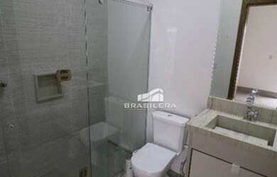 Imagem 7: Casa com 4 suítes rica em armários no Portal do Sol Green