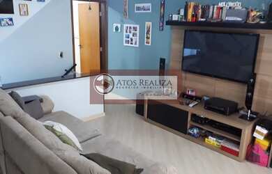 Imagem: A casa possui 2 Dormitórios, 2 Banheiros, 2 Vagas na garagem