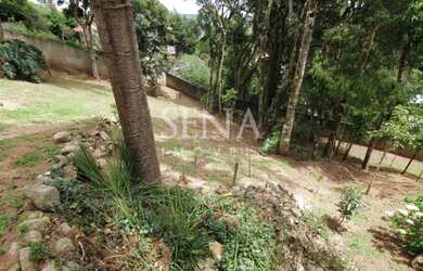 Imagem 2: Terreno / Venda. 1.008m² de Área