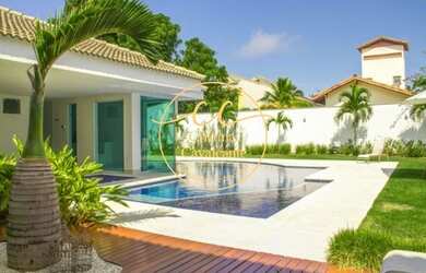 Imagem: A casa em condomínio possui 5 Dormitórios, 5 Banheiros, 3