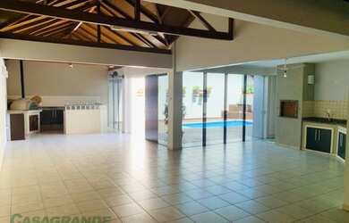 Imagem 6: Ótima casa semi mobiliada no bairro Escola Agrícola, 3 dormitórios sendo 1 suíte com close