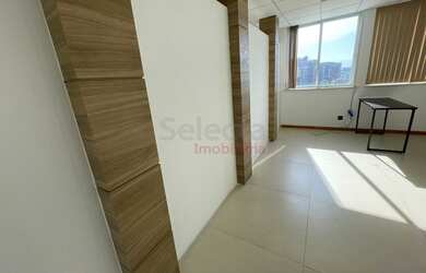 Imagem 11: Andar comercial bem alto com 330 m² na Av. Churchill ao lado do ministério...