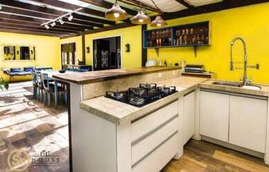 Imagem 4: Casa de alto padrão á 100 metros do mar