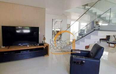 Imagem 6: Casa dos sonhos, espetacular, com piscina em raia e em condomínio com...