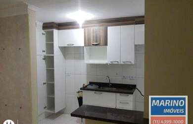 Imagem: O apartamento possui 2 Dormitórios, 1 Banheiro, 1 Vaga na garagem