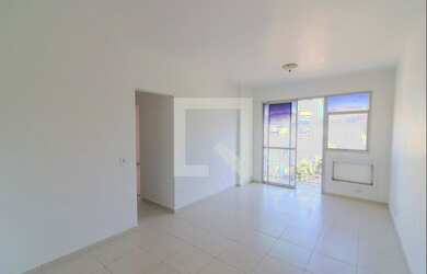 Imagem: O apartamento possui 2 Dormitórios, 3 Banheiros, 1 Vaga na