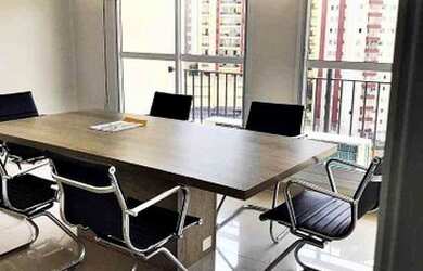 Imagem: O depósito possui 2 Vagas na garagem, 72m² de Área e está