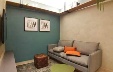 Imagem: O apartamento possui 2 Dormitórios, 1 Banheiro, 1 Vaga na garagem