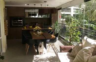 Imagem: O apartamento possui 4 Dormitórios, 5 Banheiros, 3 Vagas na