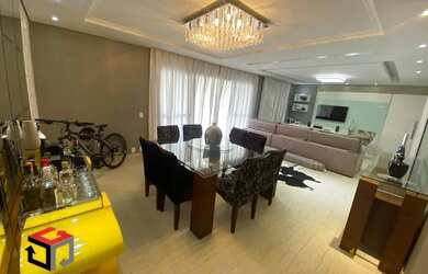 Imagem: O apartamento possui 3 Dormitórios, 4 Banheiros, 2 Vagas na