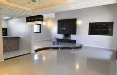 Imagem: A casa possui 5 Dormitórios, 5 Banheiros, 5 Vagas na garagem