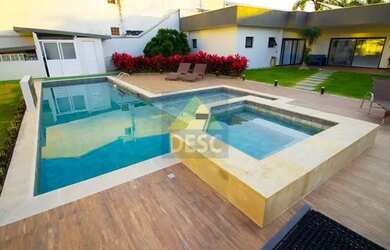 Imagem: A casa possui 3 Dormitórios, 4 Banheiros, 2 Vagas na garagem