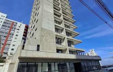 Imagem: O apartamento possui 4 Dormitórios, 1 Banheiro, 2 Vagas na