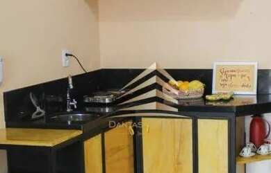 Imagem: O studio possui 1 Dormitório, 1 Banheiro, 1 Vaga na garagem