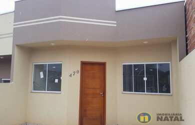 Imagem: A casa possui 3 Dormitórios, 1 Banheiro, 1 Vaga na garagem