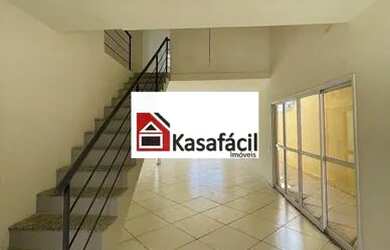 Imagem: A casa em condomínio possui 4 Dormitórios, 5 Banheiros, 4