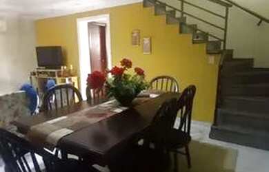 Imagem: A casa possui 3 Dormitórios, 1 Banheiro, 130m² de Área e