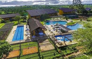 Imagem: O apartamento possui 2 Dormitórios, 1 Vaga na garagem e está