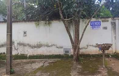 Imagem: A casa possui 2 Dormitórios, 1 Banheiro, 90m² de Área e está