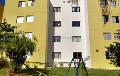 Imagem: O apartamento possui 3 Dormitórios, 1 Banheiro, 1 Vaga na garagem