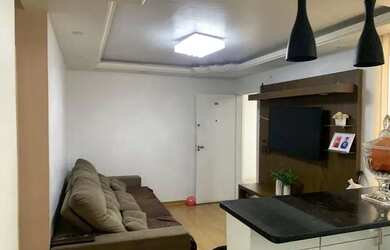 Imagem: O apartamento possui 2 Dormitórios, 1 Banheiro, 1 Vaga na garagem