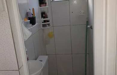 Imagem: A casa possui 1 Dormitório, 1 Banheiro e está localizado em