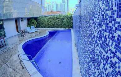 Imagem: O apartamento possui 3 Dormitórios, 2 Banheiros, 5 Vagas na