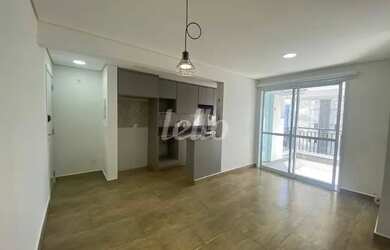 Imagem: O apartamento possui 2 Dormitórios, 2 Banheiros, 2 Vagas na