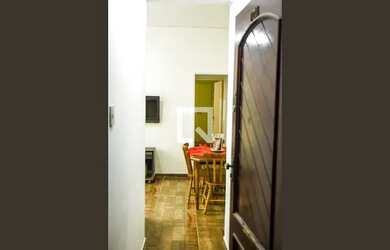 Imagem: O apartamento possui 1 Dormitório, 1 Banheiro, 35m² de Área